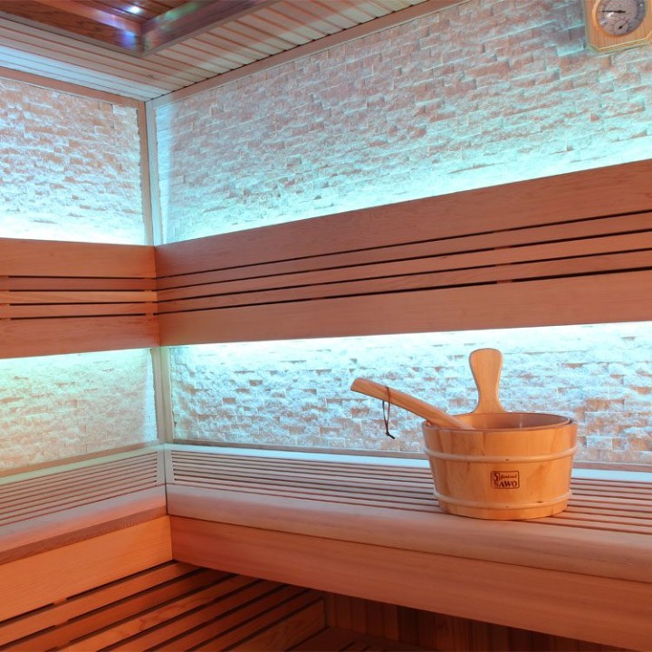 Finská sauna EAGO AWT E1242C červený cedr 180×180 9 kW Kivi
