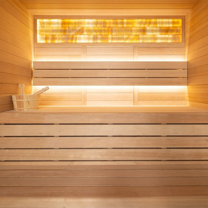 Finská sauna EAGO AWT E1624B hemlock 180×150 6,8 kW Cilindro