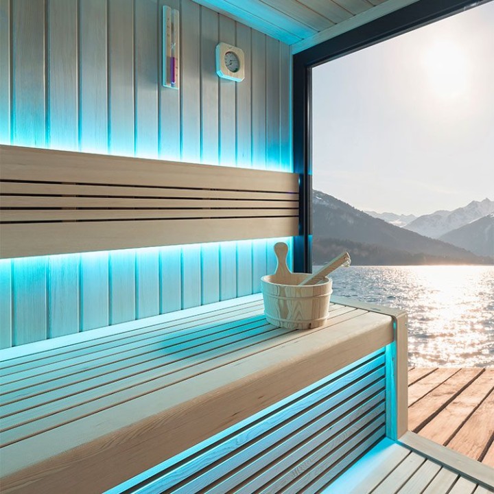 Zahradní sauna EAGO AWT Saunahaus THE CUBE X6 hemlock 300×235 12 kW EOS BiO-Cubo
